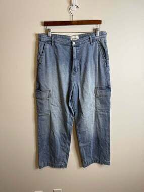 Du/er Performance Denim Lite High Rise Cargo Pants size 33